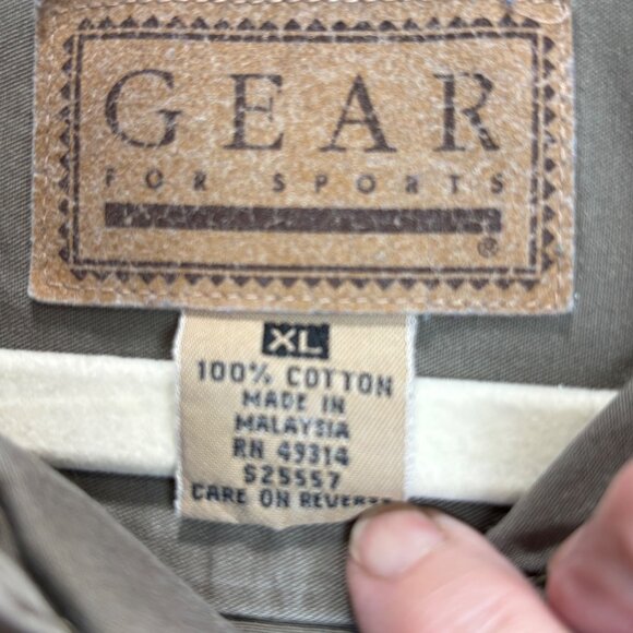 Old Chicago Pizza Restaurant Mens XL Khaki Button-Up Shirt Gear For Sports - Picture 2 of 6